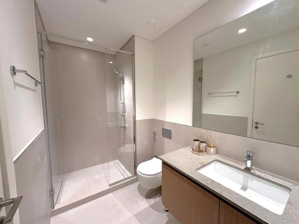 Luxury 2 Bedroom In Creek Harbour Apartment